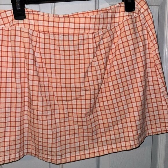 Women's/Juniors Mid Rise Scooter Skirt - Size Large - Picture 2 of 7